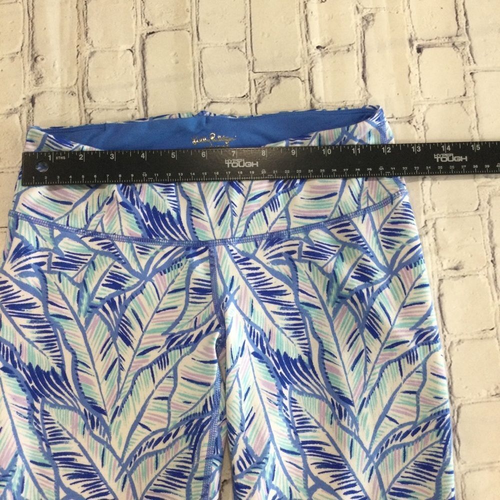 Lilly Pulitzer Women’s Luxletic Capri Length Leggings Size Small - Picture 8 of 10